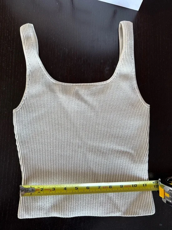 Aritzia Ribbed Sculpt Knit Square-Neck Tank Top in Light Beige - Picture 5 of 9